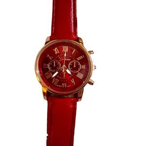 Red Strap Alloy Fashion Watch